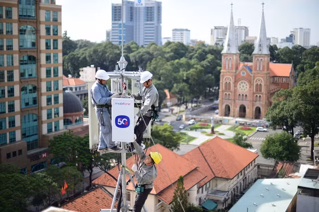 Nhà mạng MobiFone triển khai 5G tại TP Hồ Chí Minh.