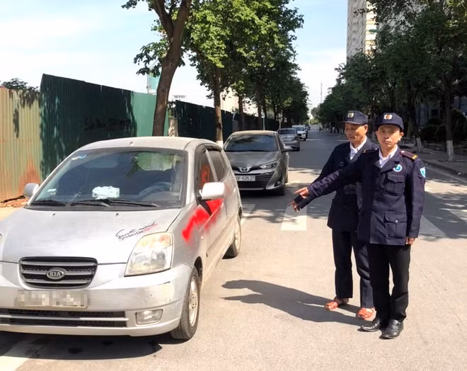 Thủ phạm xịt sơn lên hàng loạt ô tô ở Hà Đông là nhóm bảo vệ