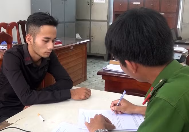 Nguyễn Văn Thông tại Cơ quan điều tra.
