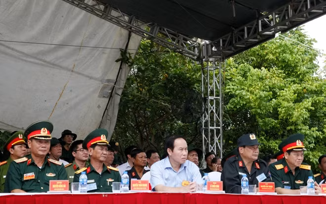 Các đại biểu tham gia buổi diễn tập.