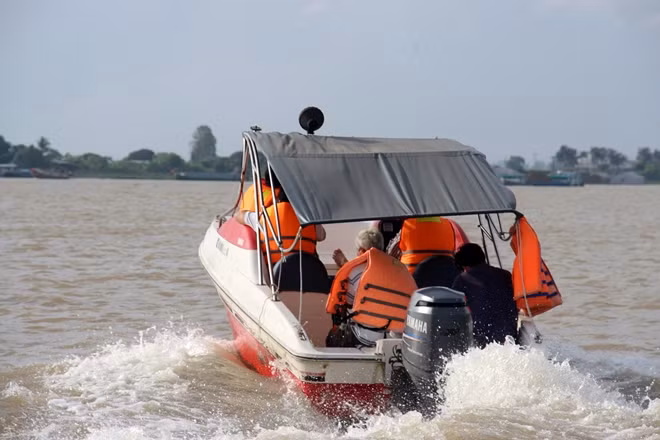 Lực lượng chức năng đang nỗ lực triển khai nhiều phương án tìm kiếm Đại úy Huỳnh Thanh Danh.