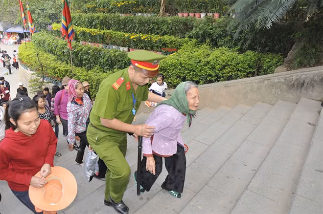 Khởi động Giải Báo chí về “Văn hóa ứng xử”