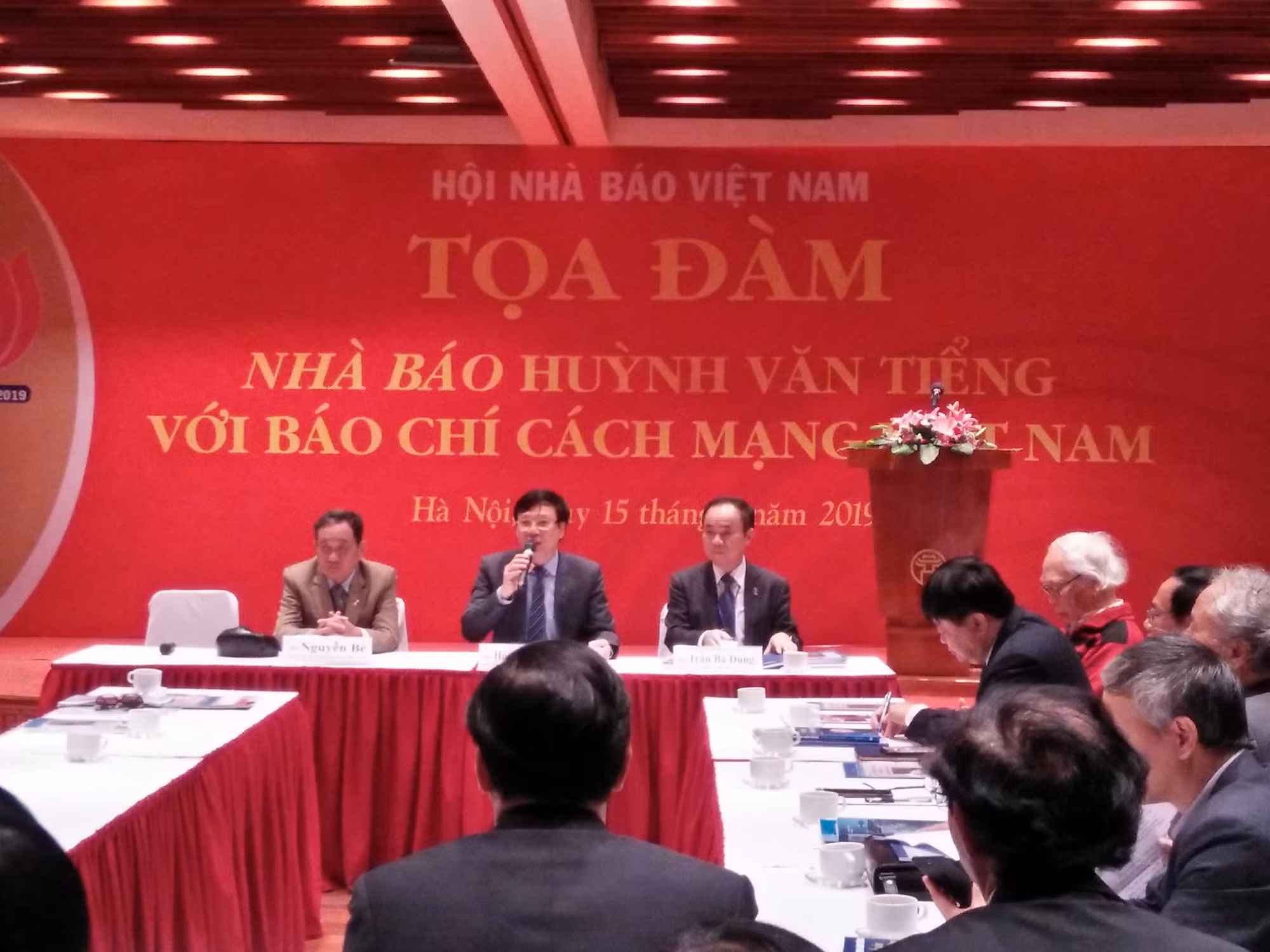 Tọa đàm “Nhà báo Huỳnh Văn Tiểng với báo chí cách mạng Việt Nam”.