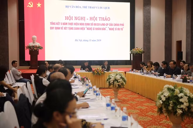 Hội nghị có sự tham gia góp ý kiến của nhiều nghệ sĩ lão luyện khu vực phía Bắc