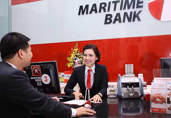 Thu nộp thuế qua ngân hàng giảm thời gian và chi phí cho DN. Ảnh chỉ có tính chất minh hoạ.