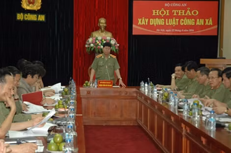 Thứ trưởng Bùi Văn Nam chủ trì Hội thảo lấy ý kiến về Dự thảo Luật Công an xã.