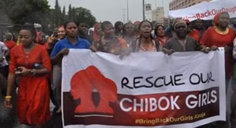 Tuần hành ở Nigeria đòi chính quyền giải cứu các nữ sinh bị bắt cóc.