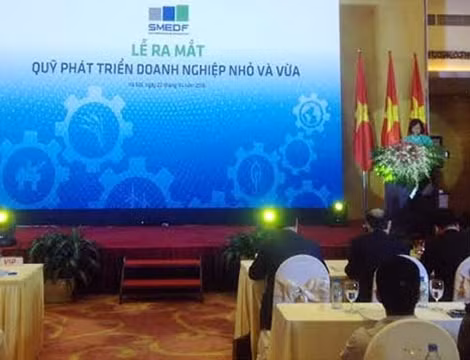 Lễ ra mắt Quỹ Phát triển doanh nghiệp nhỏ và vừa.