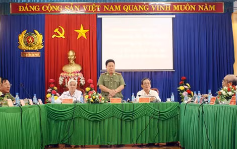 Thứ trưởng Bùi Văn Thành phát biểu chỉ đạo tại buổi làm việc.