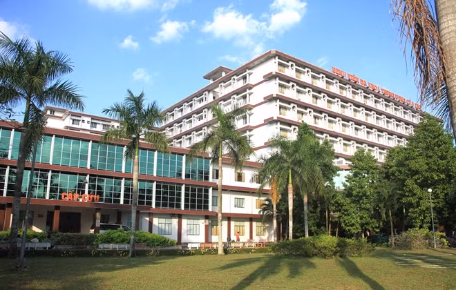 Bệnh viện ĐKTW Cần Thơ, nơi ông Đợi đang được cấp cứu.