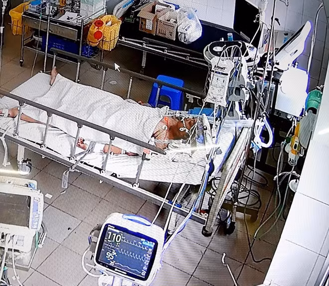 Sản phụ mắc COVID-19 đang được chăm sóc tại phòng cách ly của BVĐKTƯ Cần Thơ.