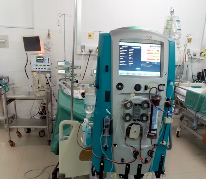 Bệnh nhân được lọc liên tục trong 56 giờ.