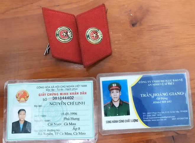 Và một số tang vật liên quan.