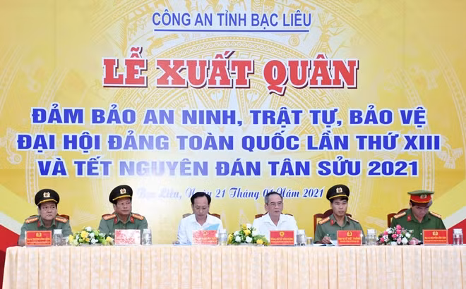 Lãnh đạo Tỉnh ủy, UBND tỉnh Bạc Liêu tham dự lễ xuất quân bảo vệ Đại hội Đảng toàn quốc lần thứ XIII vào ngày 21/1.