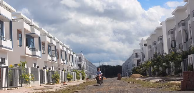 Một trong những dãy nhà đã hoàn thành.