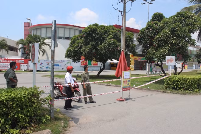 Địa phương phong tỏa siêu thị BigC