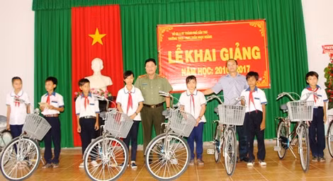 Gặp mặt kỷ niệm 50 năm ngày thành lập Trường Đào tạo Cán bộ an ninh miền Nam ảnh 6