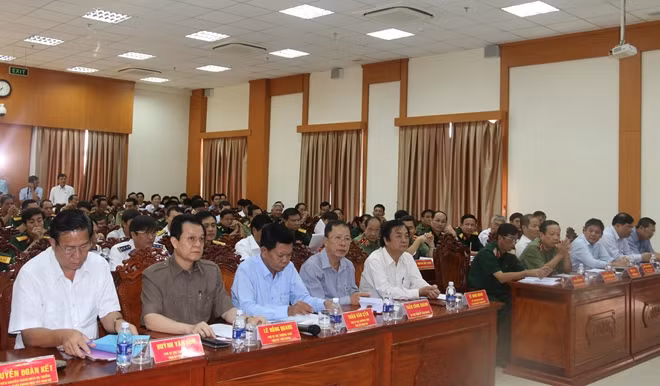 Các đại biểu tham dự hội nghị