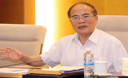 Chủ tịch Quốc hội Nguyễn Sinh Hùng nhấn mạnh vấn đề quyền con người trong các dự luật.