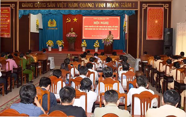 Toàn cảnh Hội nghị.