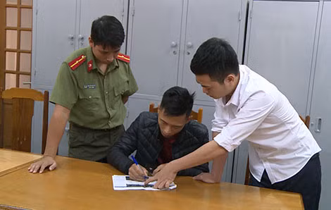 Một trường hợp vi phạm được mời lên làm việc tại đơn vị.