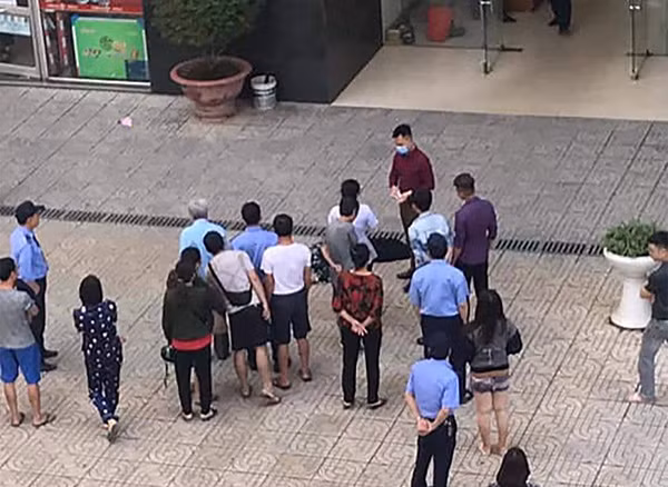 Hiện trường vụ việc. Hiện trường vụ việc.