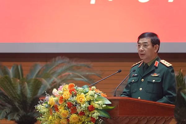 Thứ trưởng Phan Văn Giang phát biểu tại Hội nghị.