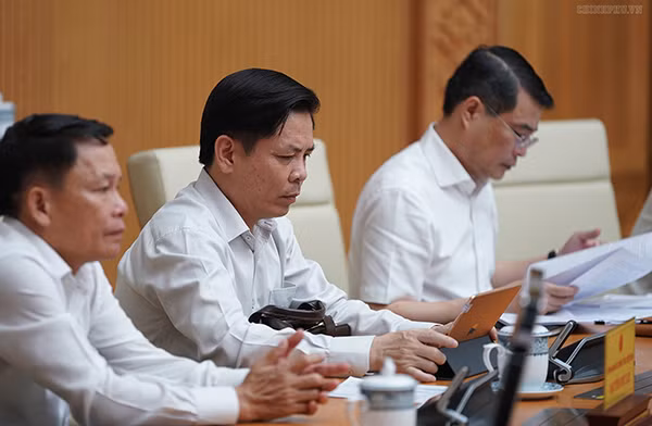 Các Bộ trưởng dự phiên họp.