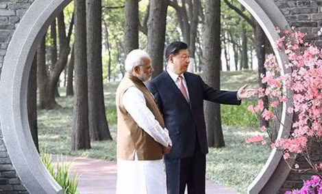 Thủ tướng Ấn Độ Narendra Modi và Chủ tịch Trung Quốc Tập Cận Bình.