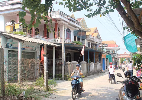 Vùng quê Vinh An, nơi có nhiều người xuất cảnh đi nước ngoài.
