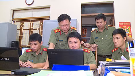 Cán bộ chiến sĩ Phòng An ninh chính trị nội bộ, Công an tỉnh Thanh Hóa luôn bám sát các hoạt động xã hội trên địa bàn.