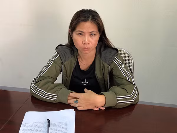 Đối tượng Vàng Thị Nguyệt tại cơ quan Công an. Đối tượng Vàng Thị Nguyệt tại cơ quan Công an.