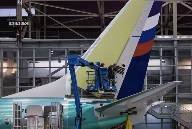 Boeing tiếp tục đối mặt với khó khăn khi bị cáo buộc sử dụng thiết bị lỗi và đối diện với án phạt 3,9 triệu USD.