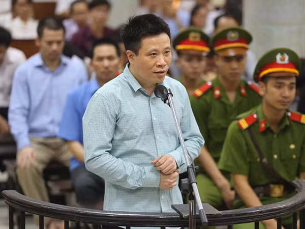 Nguyên Chủ tịch HĐQT OceanBank Hà Văn Thắm.