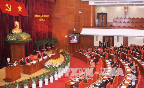 Ngày làm việc đầu tiên Hội nghị lần thứ mười Ban Chấp hành Trung ương Đảng khóa XI.