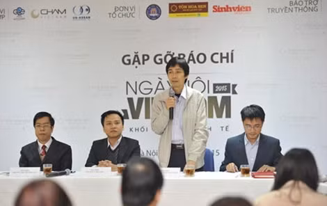 Ban tổ chức “Ngày hội việc làm khối ngành kinh tế” năm 2015 gặp gỡ báo chí ngày 21-12.