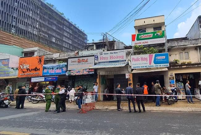 Nứt đất bất thường xảy ra giữa mùa khô ở trung tâm TP Đà Lạt