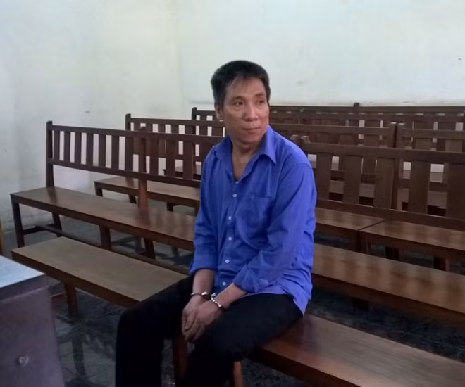 Bị cáo Châu Văn Việt tại tòa