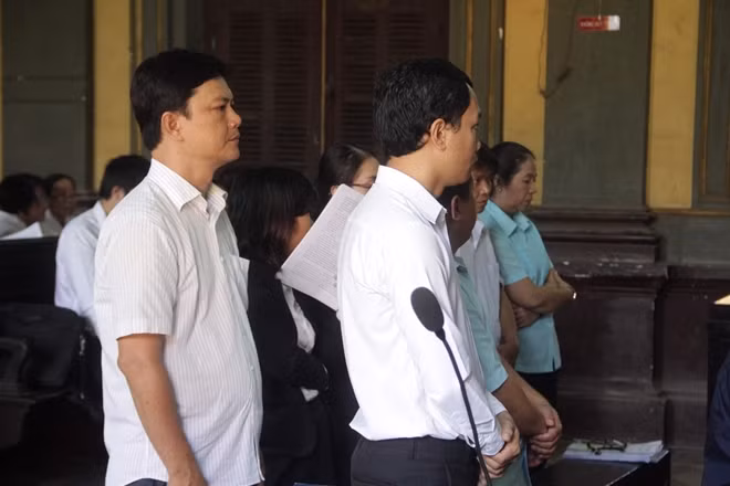Các bị cáo tại toà
