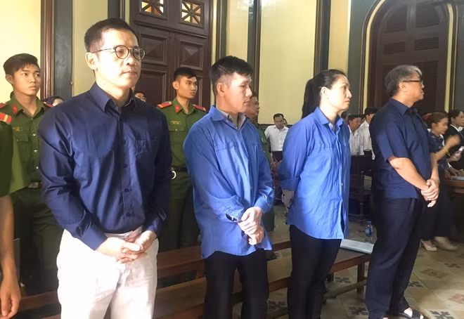 Bốn bị án được triệu tập đến toà với tư cách là người có quyền lợi và nghĩa vụ liên quan và là người làm chứng