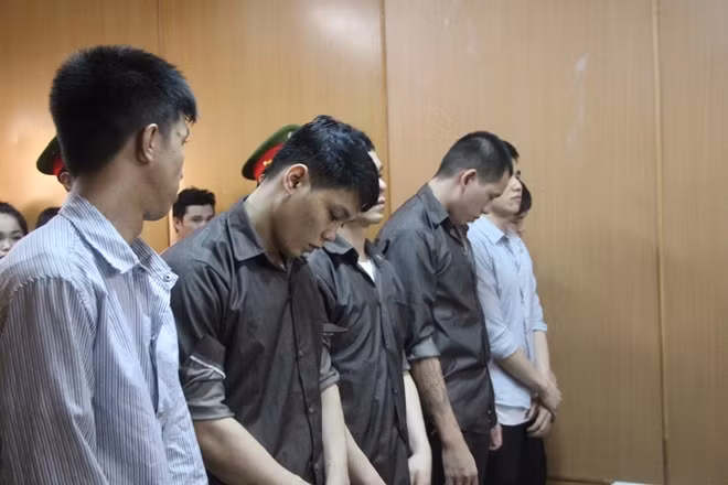 Các bị cáo tại toà