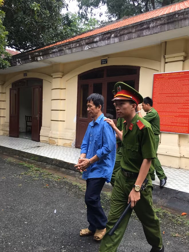 Bị cáo Nguyễn Văn Nam sau phiên toà