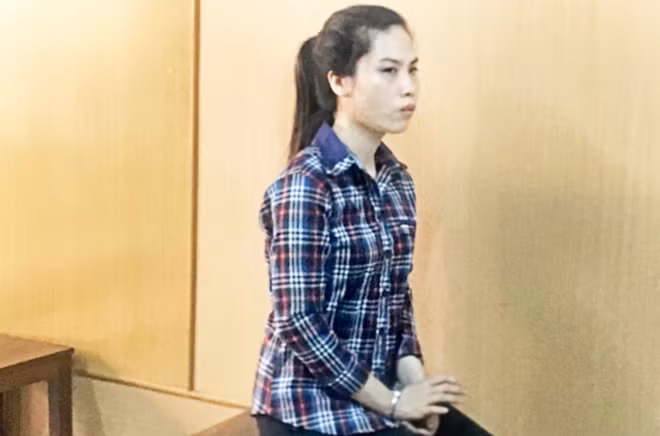 Bị cáo Trần Kim Ngân trong giờ nghị án