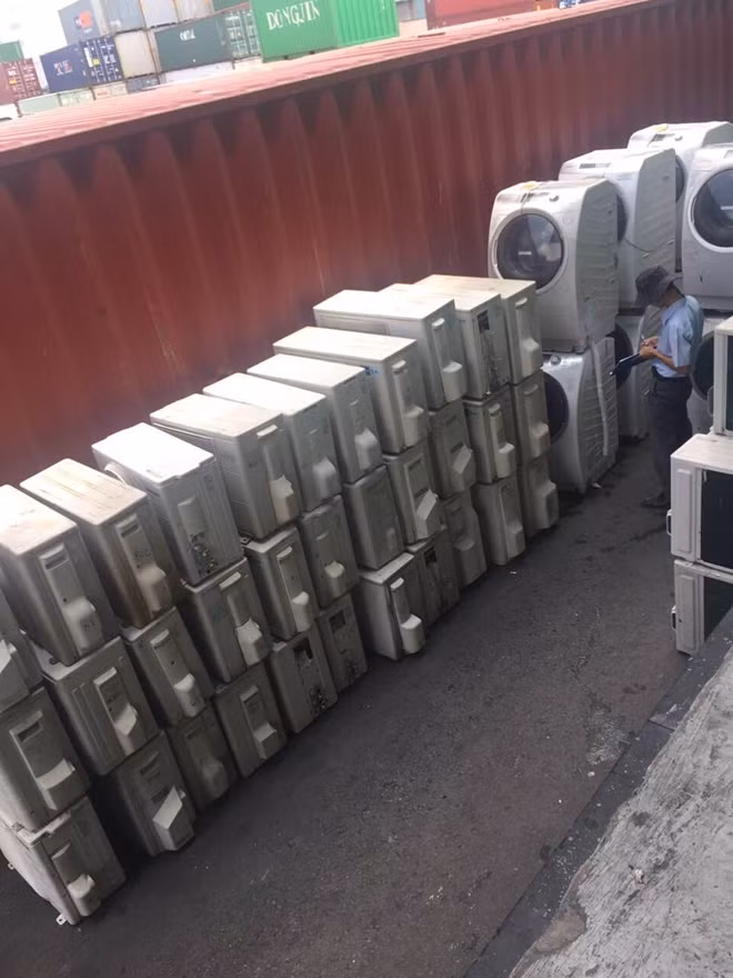 Hàng điện tử nhập lậu