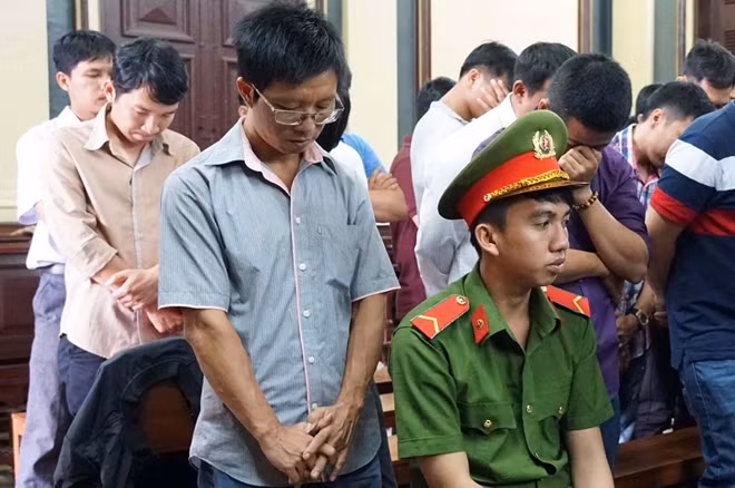 Các bị cáo tại tòa