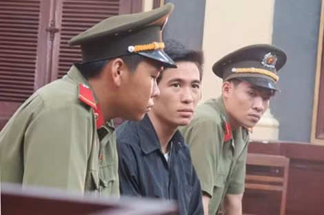 Bị cáo Trai trong giờ nghị án.