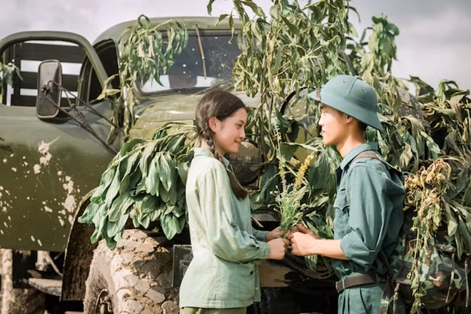 Tuổi xuân nơi chiến trường được chuyển tải trong MV