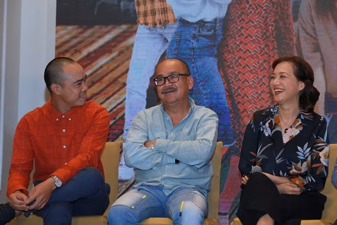 Đồng hành nữ nghệ sĩ là người bạn diễn nổi tiếng đến từ TP Hồ Chí Minh - Hoàng Sơn