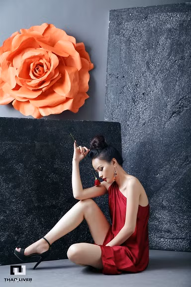 Nguyễn Thị Phương Thảo sẽ xuất hiện cùng BST "Hoa của mẹ" Nguyễn Thị Phương Thảo sẽ xuất hiện cùng BST "Hoa của mẹ"