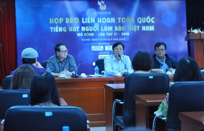 Ban tổ chức trao đổi với báo chí về Liên hoan toàn quốc Tiếng hát người làm báo năm 2018